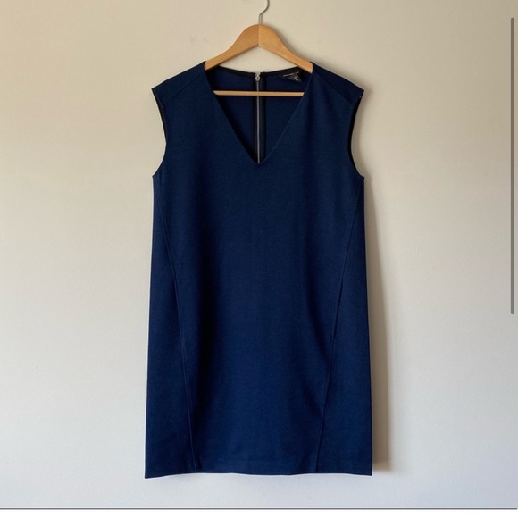 NWOT Club Monaco Knit Shift Dress - Picture 7 of 7